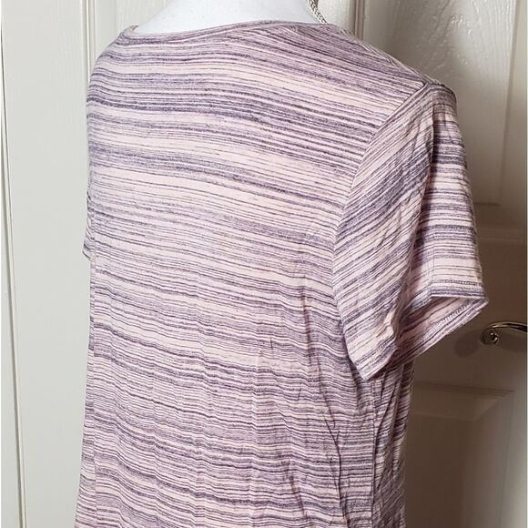 🌼Striped t-shirt - Picture 2 of 4